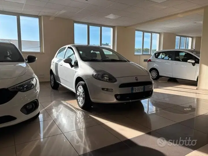 Fiat Punto 2016 photo 3