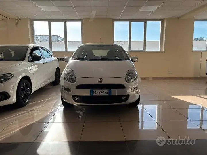 Fiat Punto 2016 photo 2