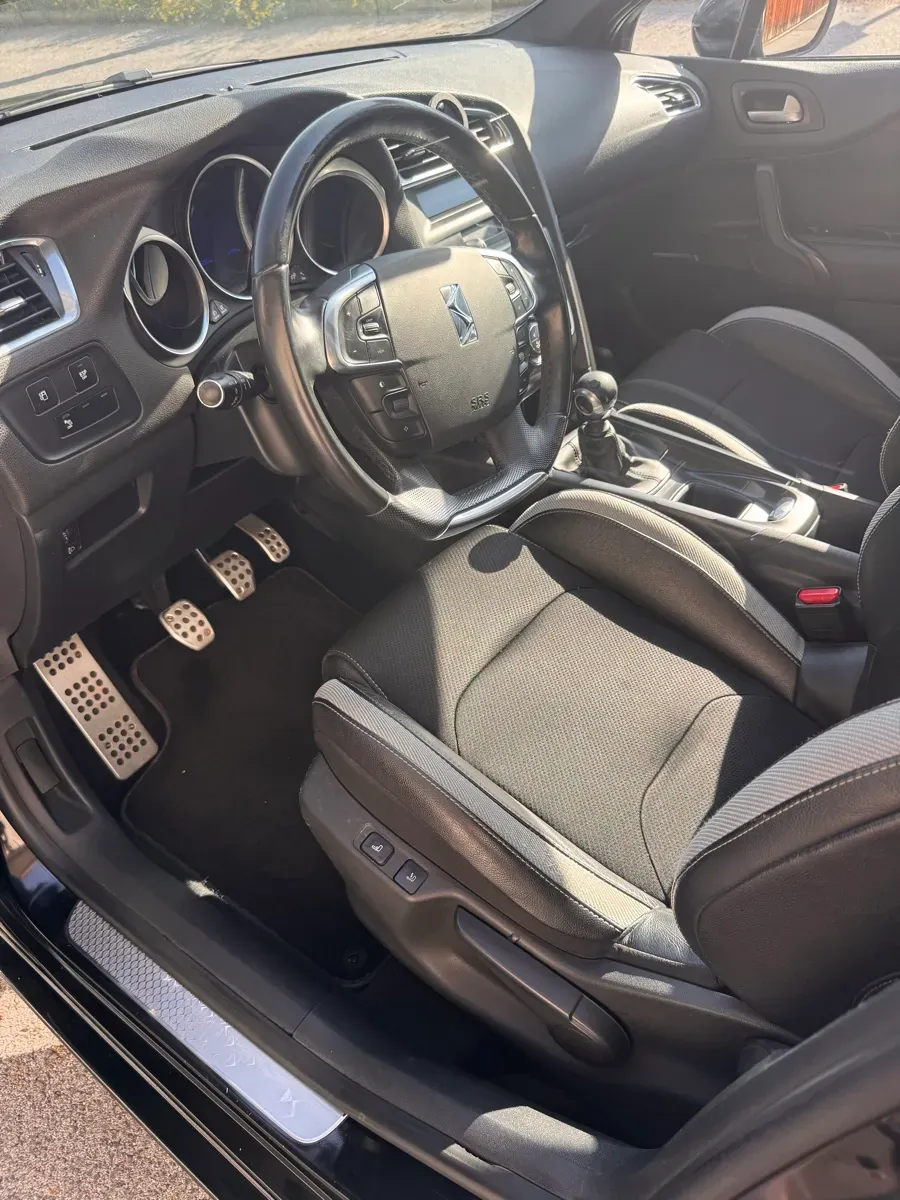 Citroen Ds4 2011 photo 3
