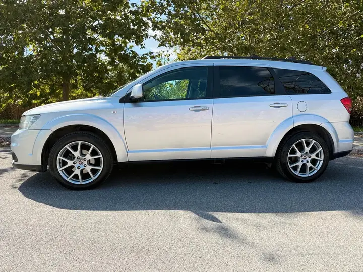 Fiat Freemont 2012 photo 4