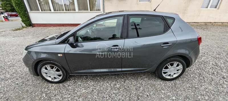 Seat Ibiza 2017 photo 2