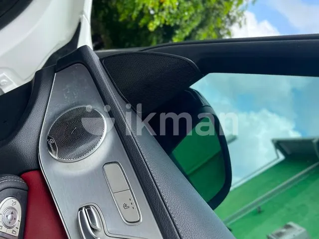 Mercedes-Benz C200 2015 photo 4