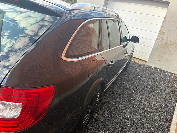 Skoda Superb 2014 photo 2