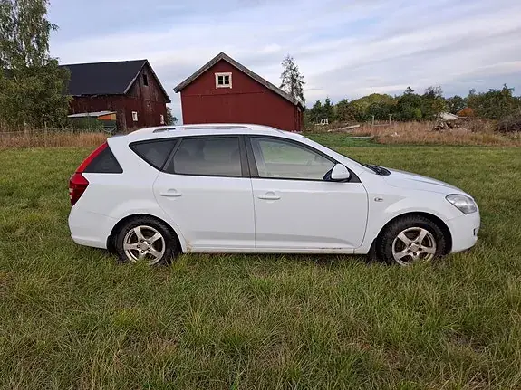 Kia Ceed 2008 photo 3