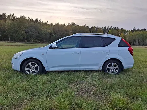 Kia Ceed 2008 photo 4