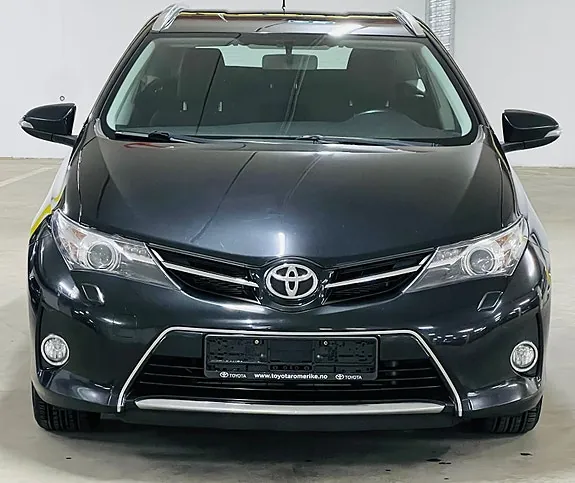 Toyota Auris 2014 photo 4