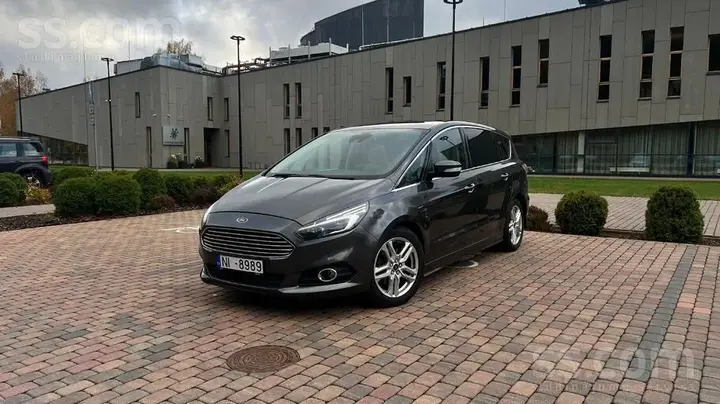 Ford S-Max