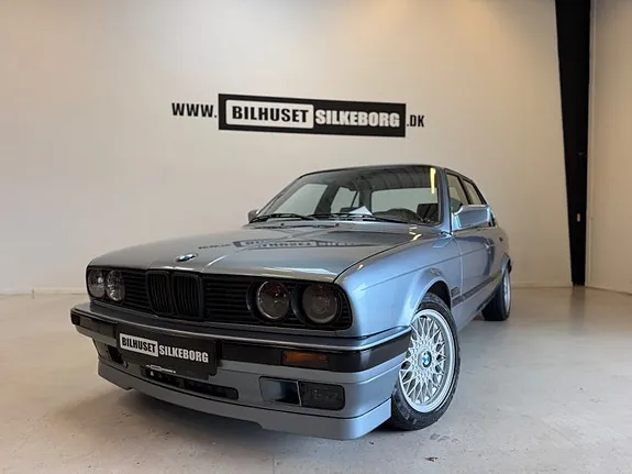 BMW 320I 1989 photo 2