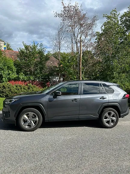 Toyota Rav4 2021 photo 4