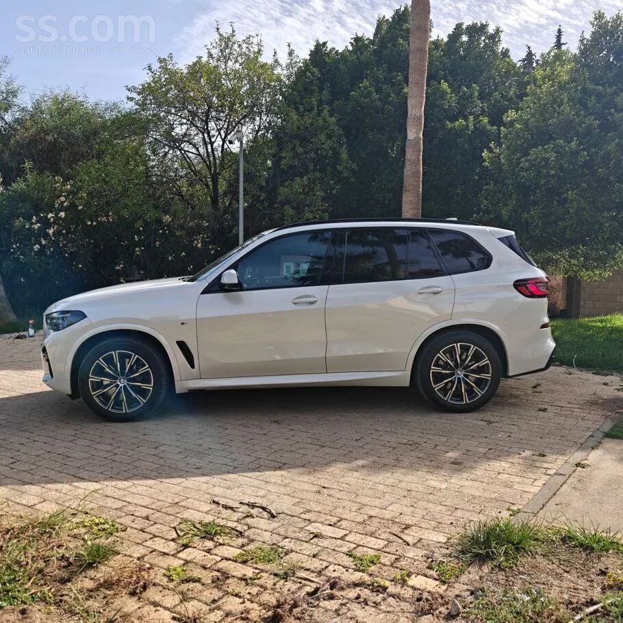 BMW X5 2021 photo 3