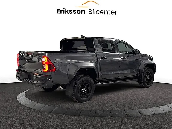 Toyota Hilux 2025 photo 5
