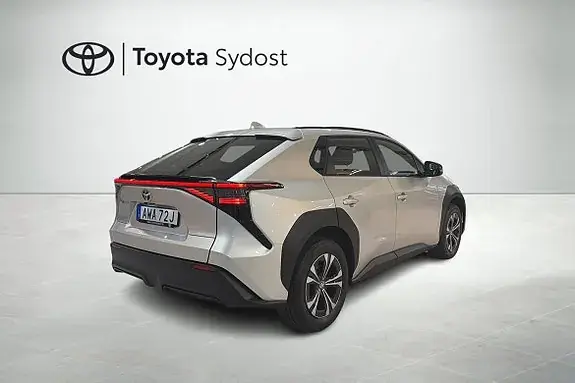 Toyota Bz4X 2024 photo 3