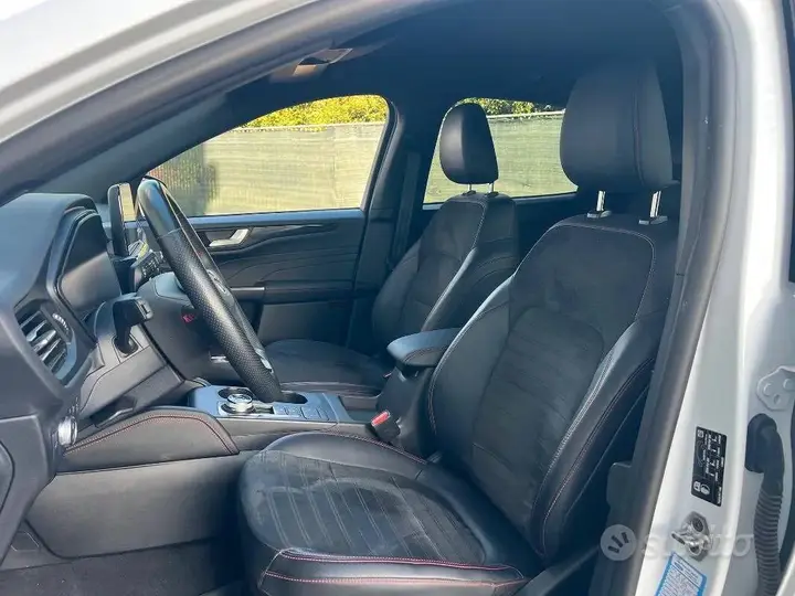 Ford Kuga 2023 photo 4