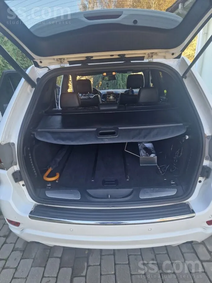 Jeep Grand Cherokee 2015 photo 4