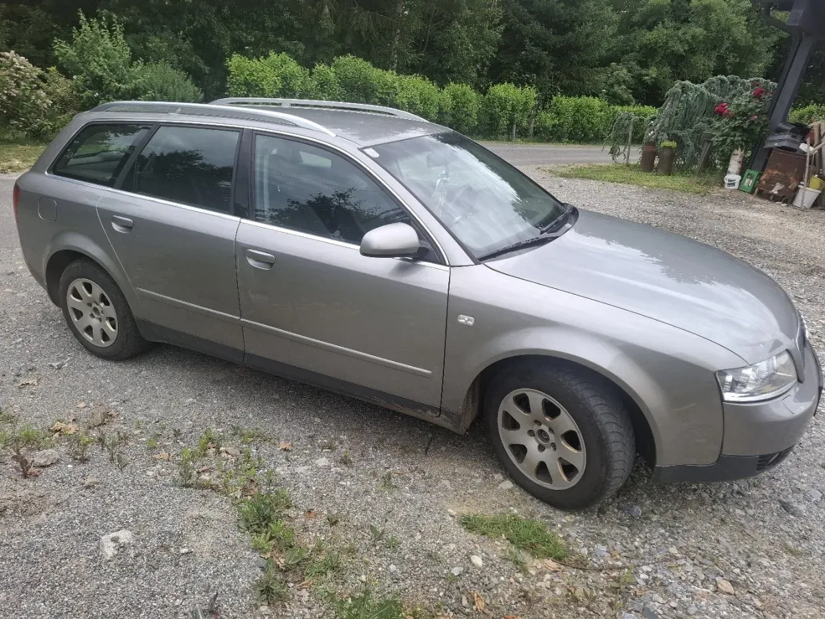 Audi A4 2002 photo 3