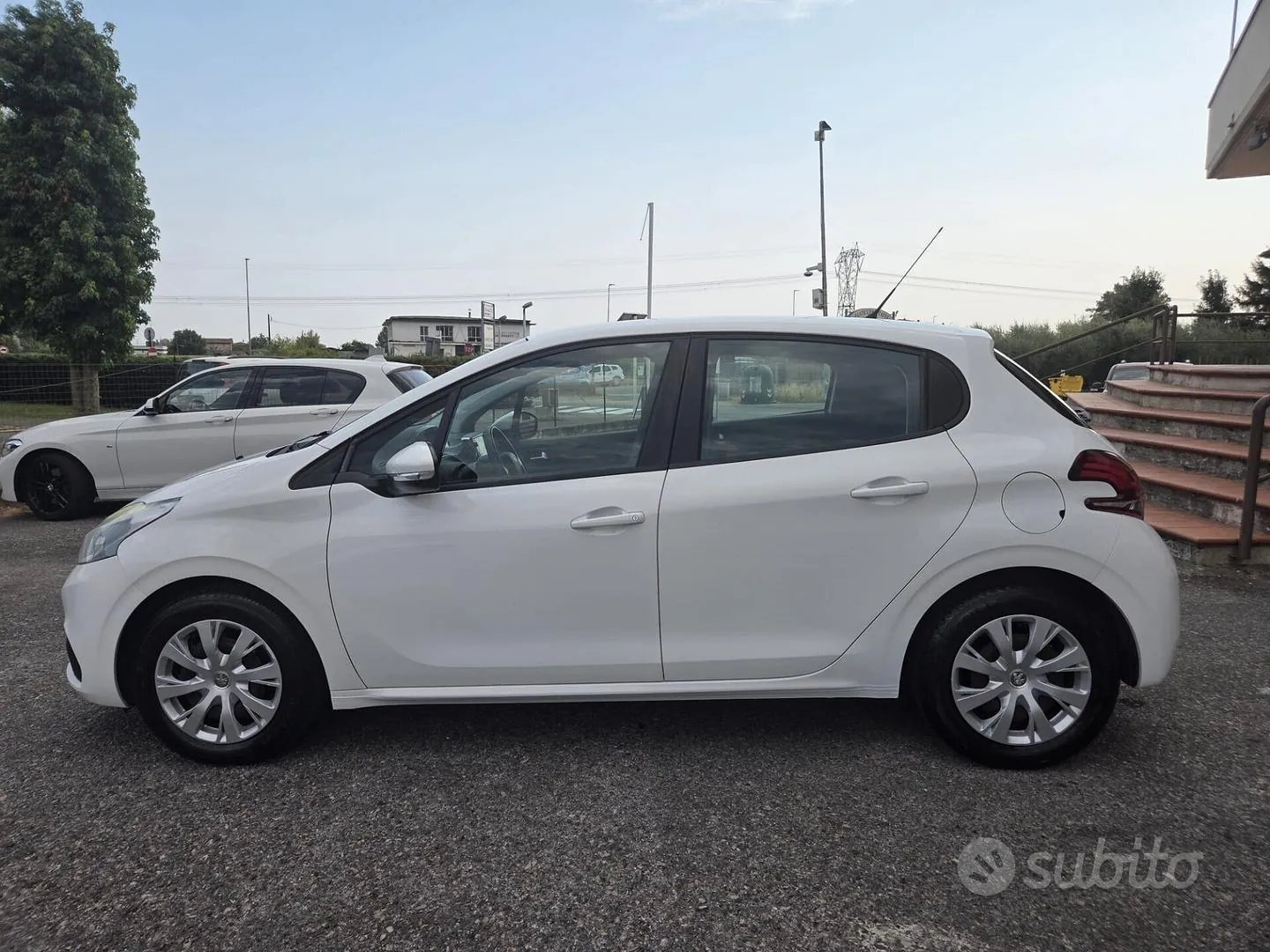 Peugeot 208 2018 photo 4