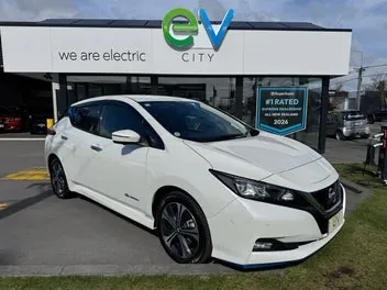 Nissan Leaf 2019 photo 2