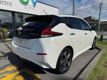 Nissan Leaf 2019 photo 4