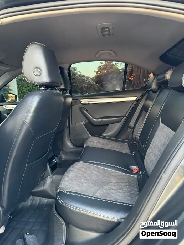 Skoda Octavia 2018 photo 2