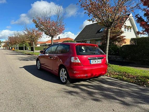 Honda Civic 2004 photo 3
