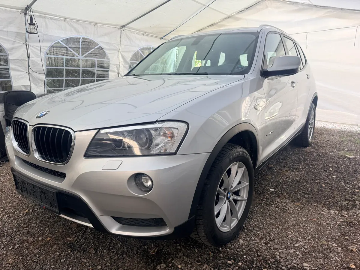 BMW X3 2012 photo 2