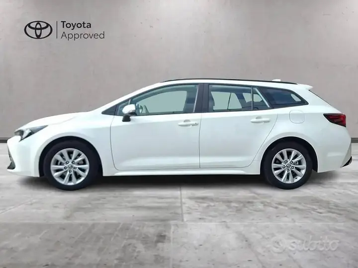 Toyota Corolla Touring Sports 2024 photo 4