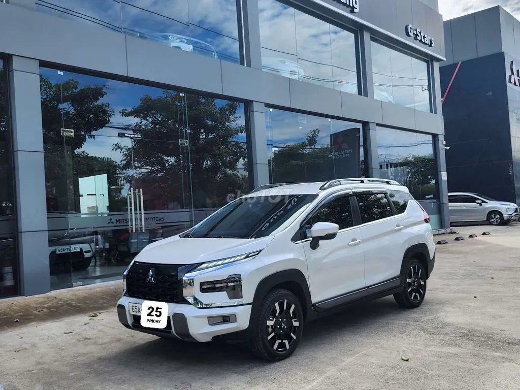 Mitsubishi Xpander Cross 2026 photo 2