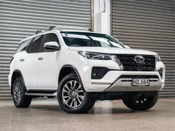 Toyota Fortuner 2021 photo 2