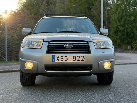 Subaru Forester 2006 photo 2