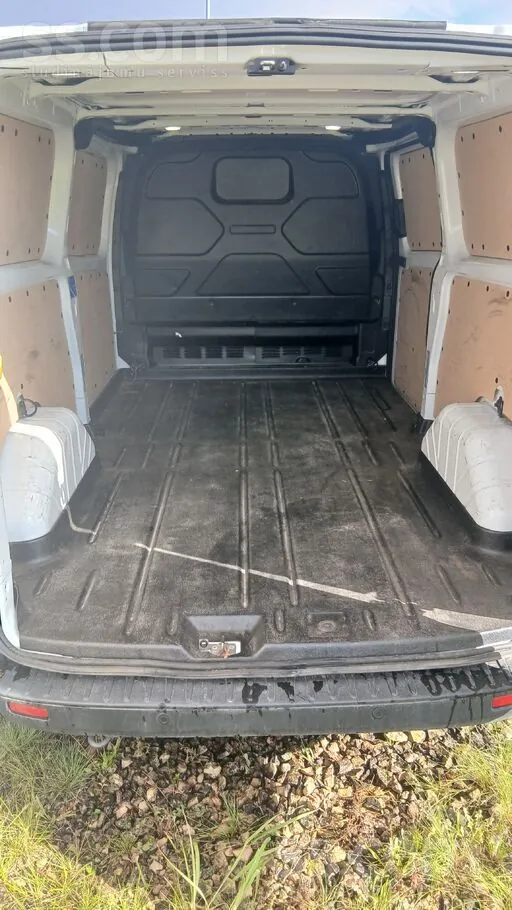 Ford Transit 2023 photo 5