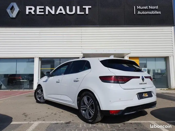 Renault Megane 2023 photo 3