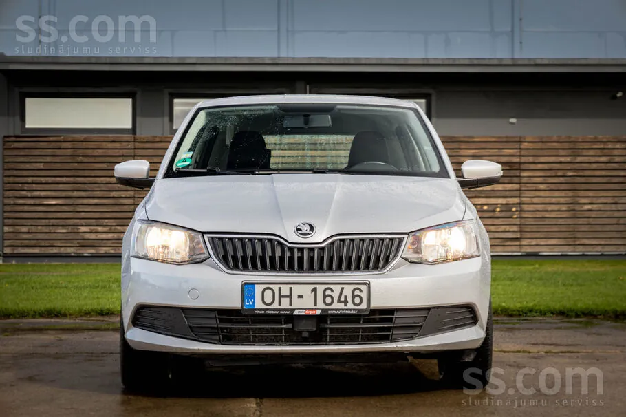 Skoda Fabia 2017 photo 2