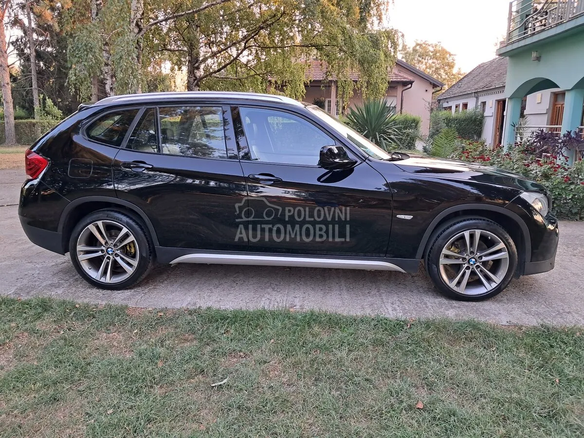 BMW X1 2011 photo 4
