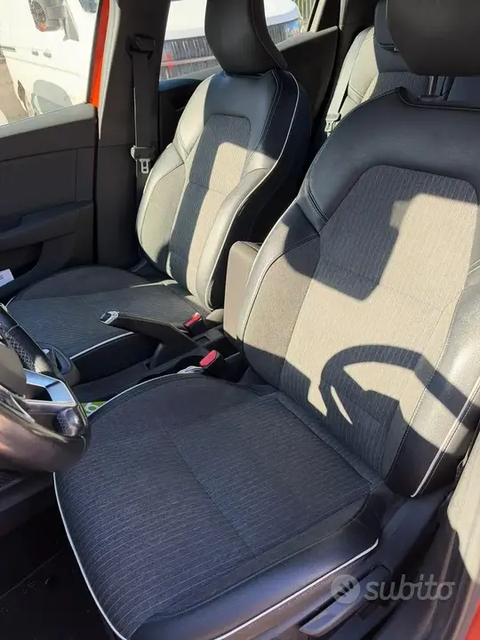 Renault Clio 2020 photo 2