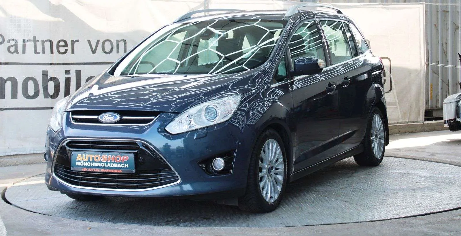 Ford Grand C-Max 2012 photo 2