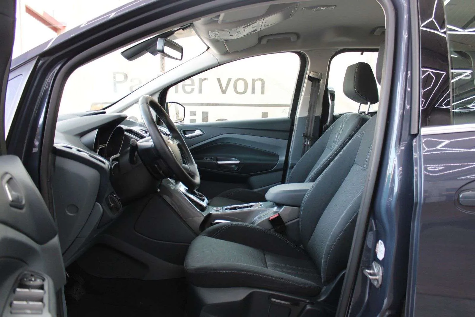 Ford Grand C-Max 2012 photo 4