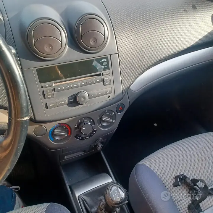 Chevrolet Aveo 2008 photo 2