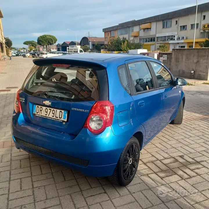 Chevrolet Aveo 2008 photo 3