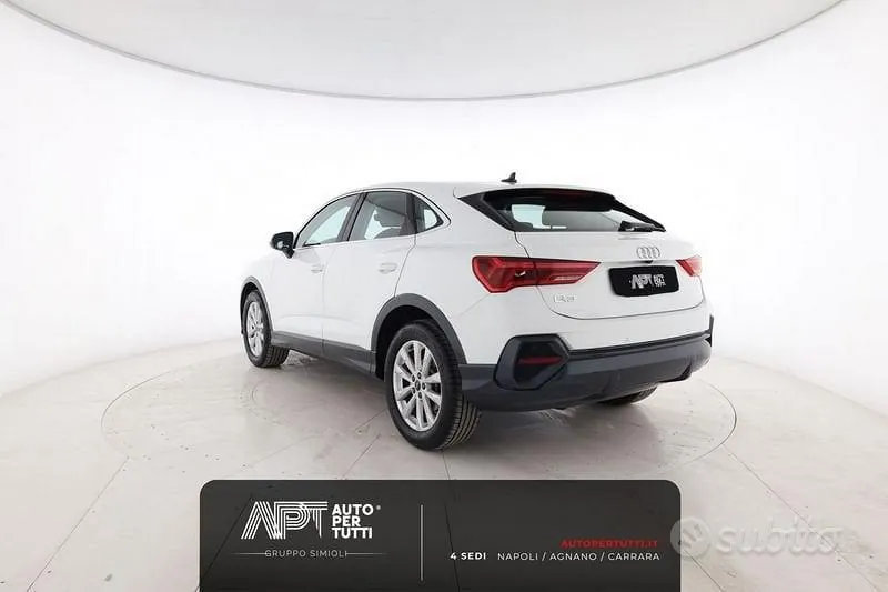 Audi Q3 2021 photo 3