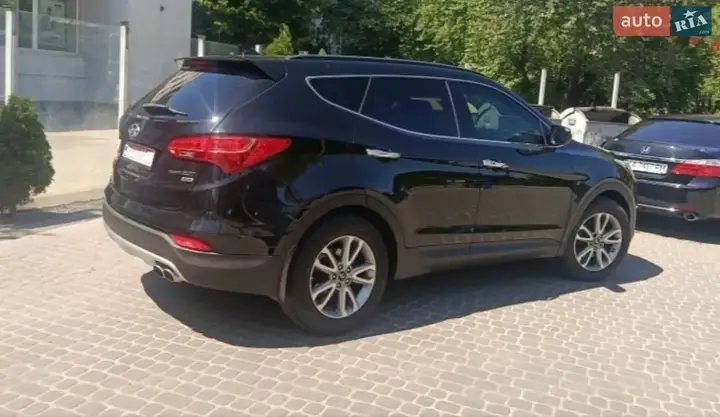 Hyundai Santa Fe 2016 photo 4