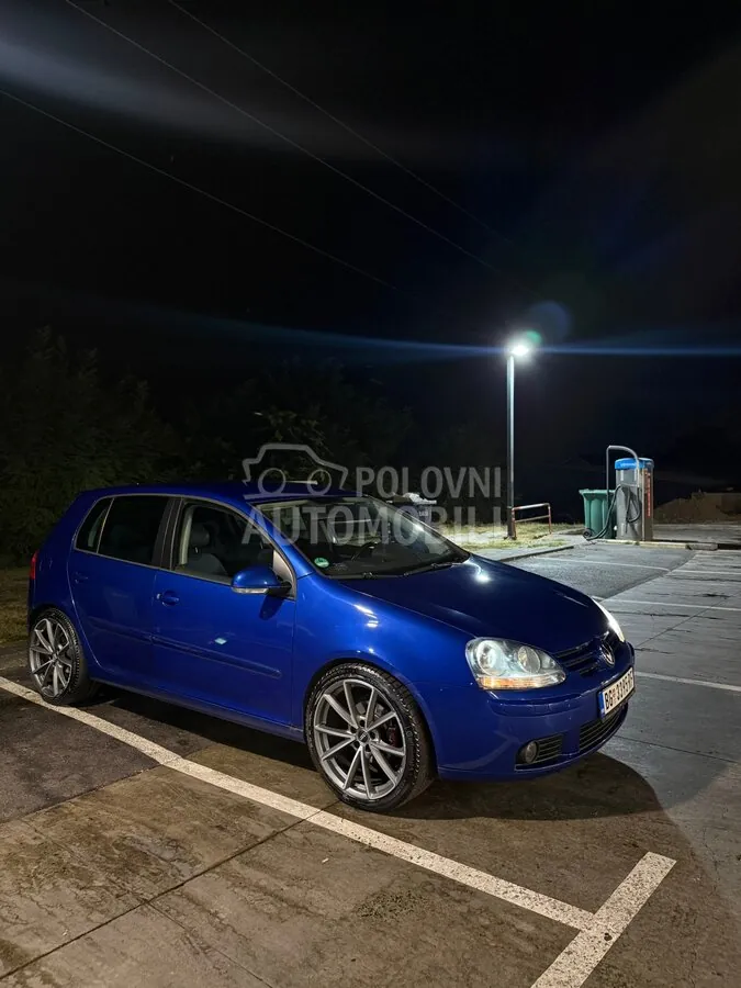 Volkswagen Golf 5 2004 photo 2