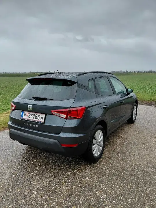 Seat Arona 2019 photo 3