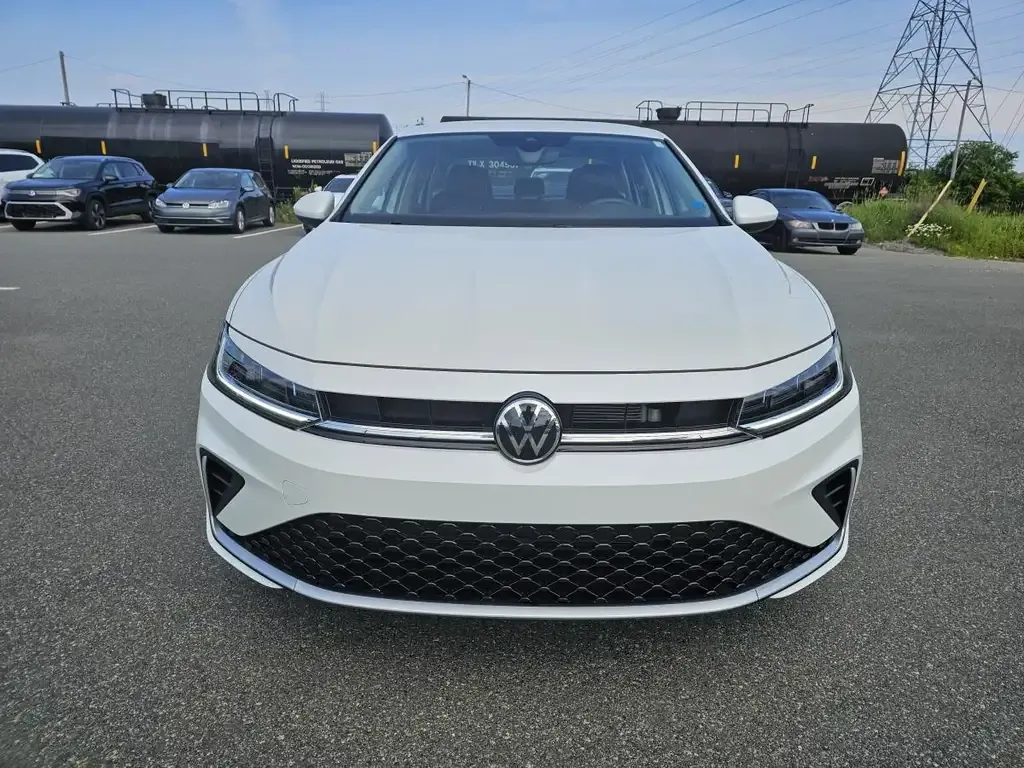 Volkswagen Jetta 2025 photo 2