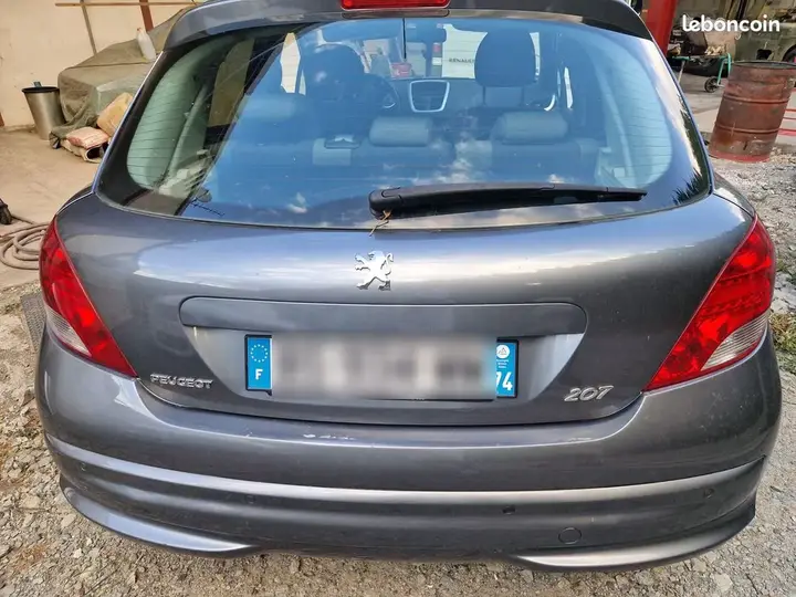 Peugeot 207
