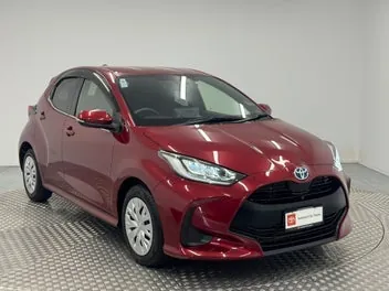 Toyota Yaris 2021 photo 2
