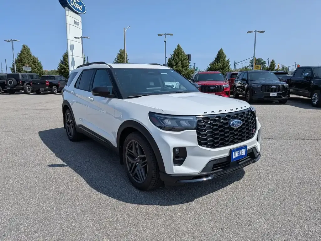 Ford Explorer 2025 photo 3