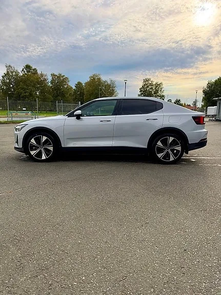 Polestar 2 2023 photo 5