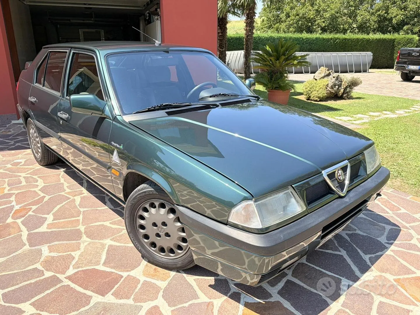 Alfa Romeo 33 1990 photo 2