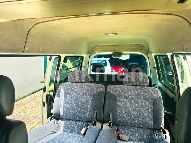 Nissan Serena 2007 photo 5