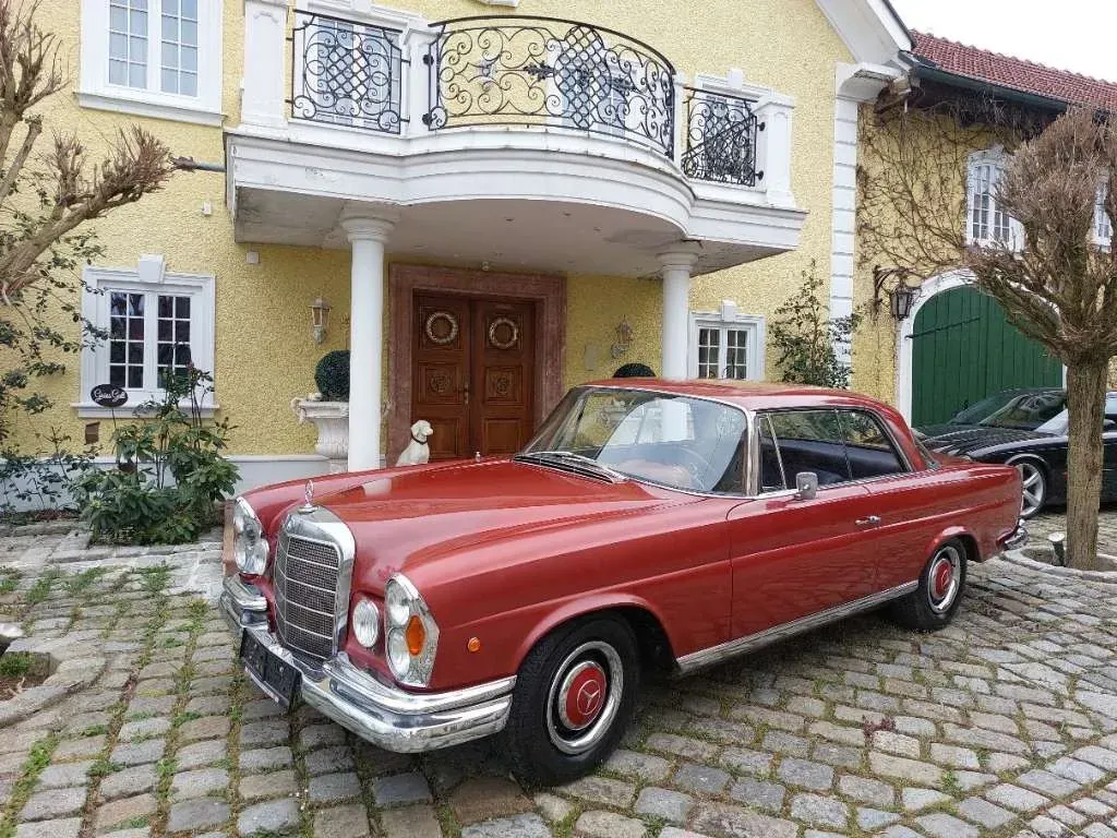 Mercedes-Benz Sonstige